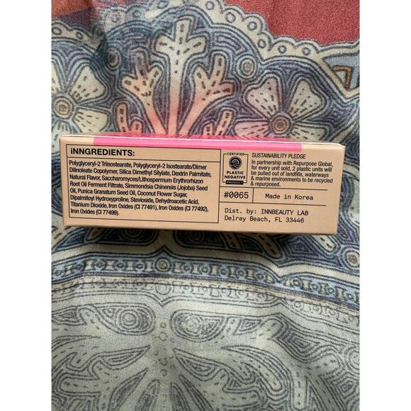 Innbeauty Glaze Lip Oil in Cookie New in Box - Picture 5 of 6